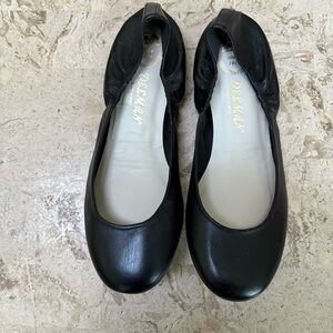 Black Leather Slip On Ballet Flats Stretch Made in Spain Size 7 M